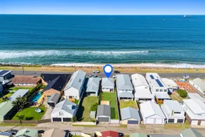 Stockton Beach House Retreat - Image 5