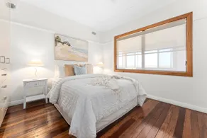 Stockton Beach House Retreat - Image 2