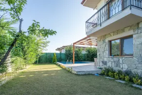 Sheltered 2-Room Superior Villa 1 with Private Pool - Image 5
