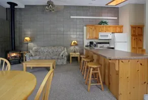 Birch Manor - Image 2