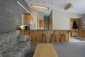 Birch Manor - Image 4