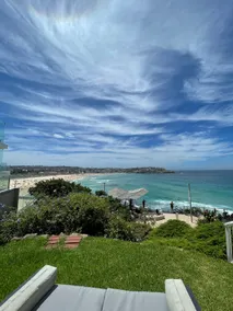 Stunning Bondi Beach Ocean View full apartment - Image 2