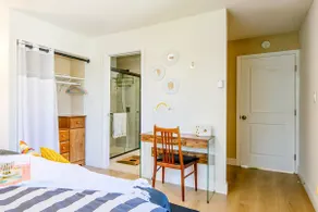 Bright & Modern 2BR Retreat– Stylish & Central - Image 3