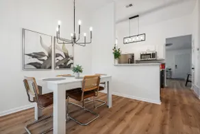 Stylish & Cozy~5 min to Landers CTR+ Fenced Yard! - Image 5