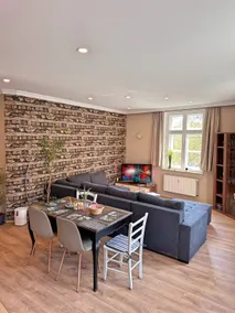Altstadt Apartment Zittau - stilvolle familienfreundliche Ferienwohnung 78qm am Zittauer Museum und Zittauer Gebirge im Herzen der Oberlausitz mit eigenem Parkplatz ideal zum Wandern im Dreiländereck - Image 3