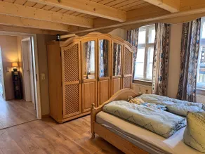 Altstadt Apartment Zittau - stilvolle familienfreundliche Ferienwohnung 78qm am Zittauer Museum und Zittauer Gebirge im Herzen der Oberlausitz mit eigenem Parkplatz ideal zum Wandern im Dreiländereck - Image 4