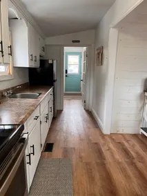 Salmon Cove Beach Cottage - Image 3