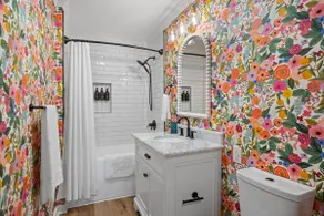 Cottage Row: Daphne - Image 3