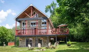 Kawartha Lakes Lakeside Cottage! - Image 4
