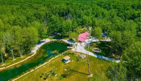 30 Acre Retreat: Pond, Hot Tub, Disc Golf & More! - Image 4
