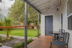Annie's Cottage - Relaxed Stay in Lake Macquarie - Image 4