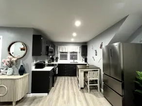 The Cozy Corner - Image 3