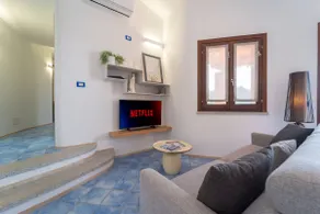 Jacuzzi & Sea View – Private Villa for 6 - Image 5