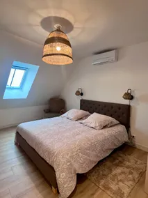 Charme et confort au cœur des remparts - duplex - Image 4