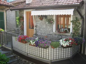 Vezio Apartment - Image 5