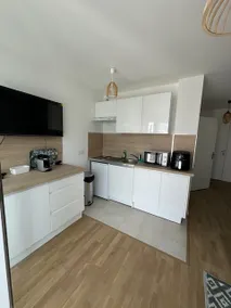 Absolute calm, very close to the station, comfortable studio. - Image 3