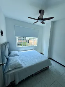 Full Los Angeles Apartment - Image 5