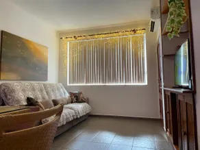 Safe House with 3 Bedrooms and Covered Garage - Image 2