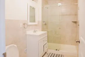 Toor House - Image 4