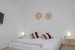 New! Aldea Bamboo (B) Terrace & Center - Image 2