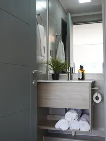A beautiful new apartment - Image 4