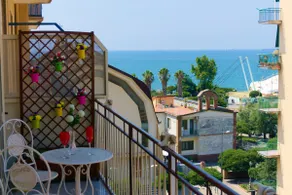 Neverending Sea Luxury Apartment in Salerno Center - Image 5