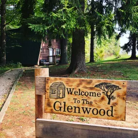 Glenwood cabin in the woods - Image 2