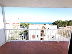 Grifeu 07 - Apartment with sea views - Image 3