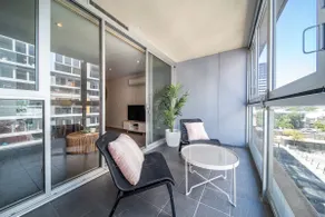 Infinity on Morphett - Stay Central in the CBD - Image 2
