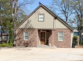 Lake Living with Amazing Views of Lake Hartwell - Image 3
