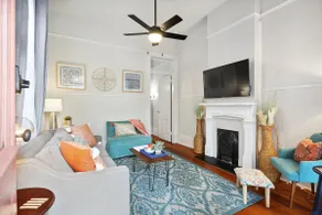 2 br ON streetcar line!-Uptown-near Oak St - Image 4