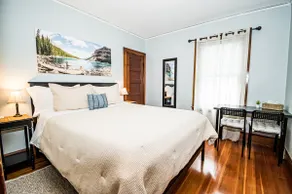 *CheckInNow* 25 Min to Boston/Free Parking/1200ft² - Image 3
