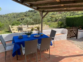 Charming renovated farmhouse with panoramic views - Image 2