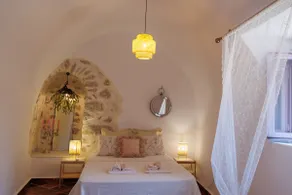 Iliana's house - spacious cave house in the center of Areopolis - Image 4