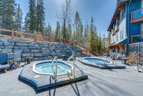 ⭐Hot Tubs+Pool⭐ 25min to⛷ + KingBed ⛰️Views - Image 2