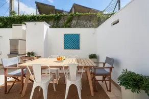 Sesimbra Beach Apartment - Image 5