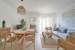 Sesimbra Beach Apartment - Image 2
