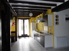 Entire house €135 night WIFI Free Parking - Image 5