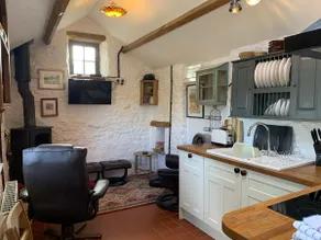 Keepers Cottage - Cosy Peak District Retreat - Image 4