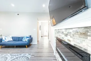 *CNU Haven* | 5 bedroom |1st FL master | Firepit - Image 5