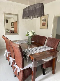 Luxury 2 bedroom apartm. in a quiet central street - Image 2