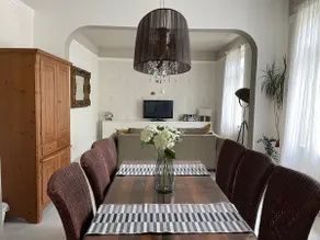 Luxury 2 bedroom apartm. in a quiet central street - Image 3