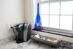 Luxury 4 BR near Boston-Assembly-Train Station - Image 5