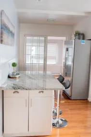 Luxury 4 BR near Boston-Assembly-Train Station - Image 3