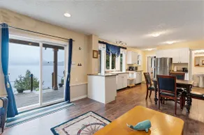 The Inn on Stephens Bay - Sea Garden Suite - Image 4