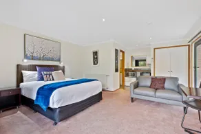 Hepburn Springs Accommodation Suite 5 - Image 2