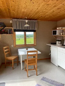 Spend the night only 4 km from the E4 in Cabin 2 - Image 2