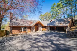 Custom Lakefront House w/slip! Great Location - Image 2