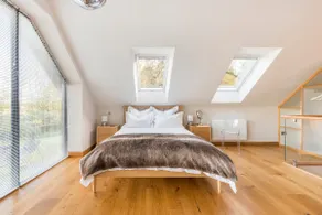 Woodside, surrounded by woodland and beautiful gardens - Image 5