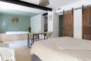 Estelle Apartment - Image 3